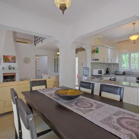 Elwyn Φετιγιέ